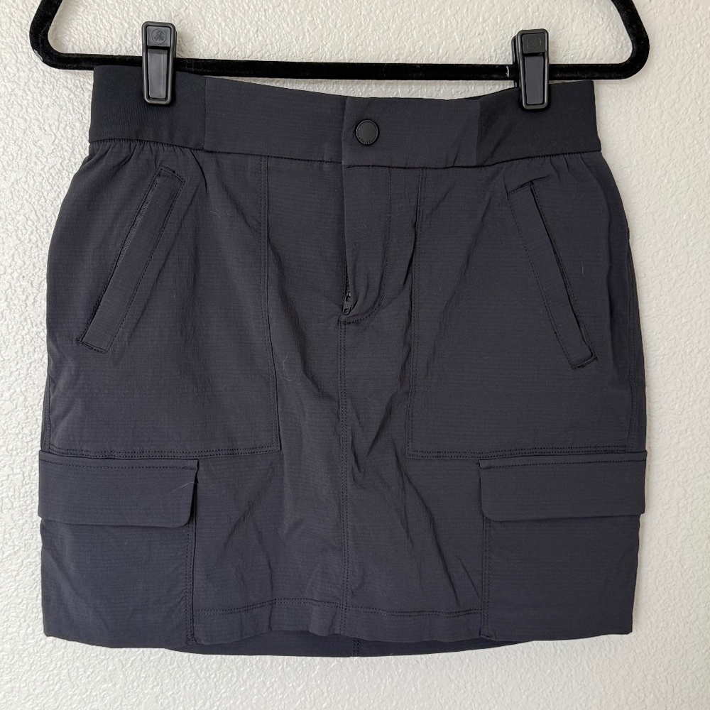 Athleta Trekkie Skort 2.0 Women's‎ Cargo Black Sz 4 Hiking Stretch Skirt Ripstop
